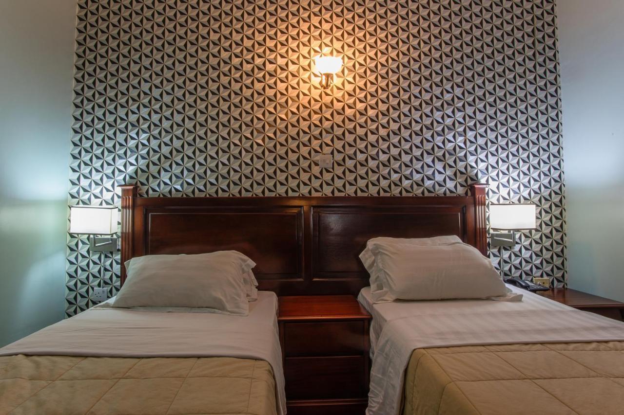 The Congress Hotel อักกรา ภายนอก รูปภาพ
